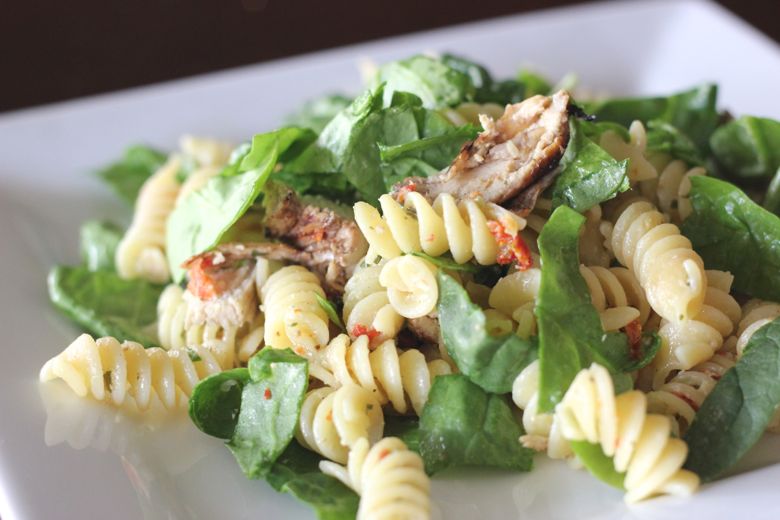 Sun-Dried Tomato Pesto Rotini