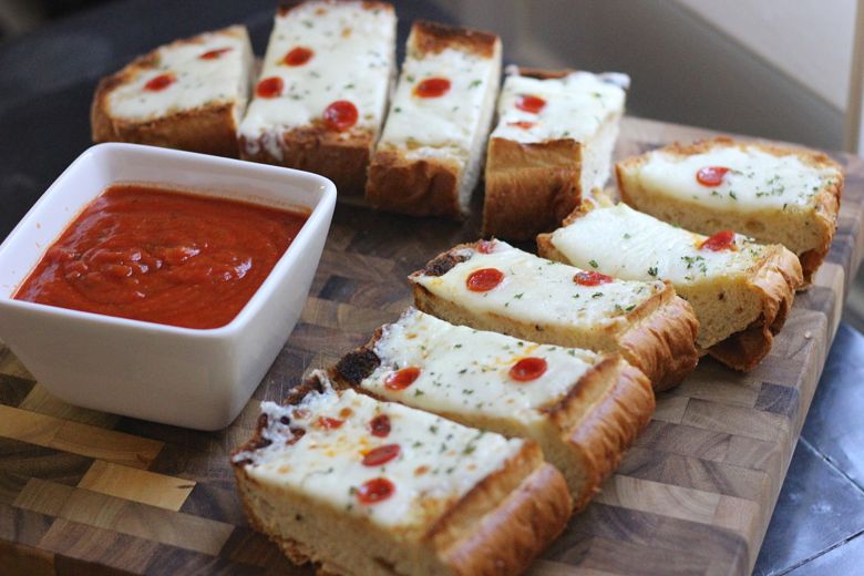Whole Wheat Garlic Bread Pizza