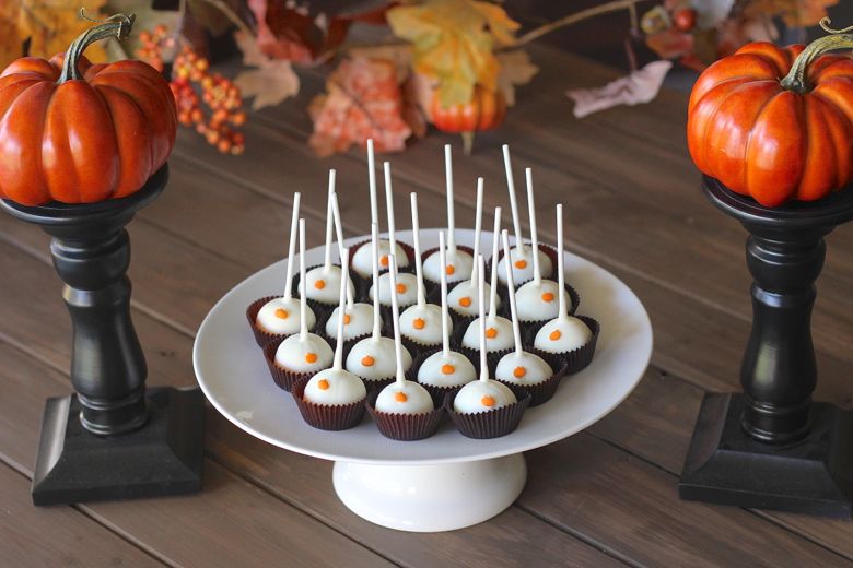 Pumpkin Pie Truffle Pops