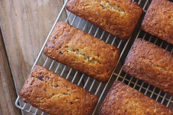 Greek Yogurt Banana Bread - tastes identical to my usual banana bread recipe but has less fat and a little extra protein too