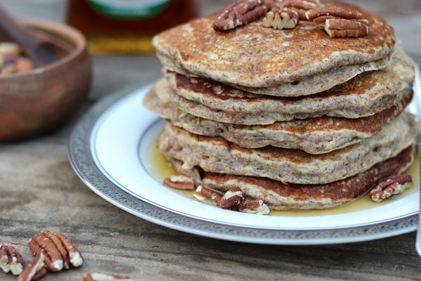 Healthy Pumpkin Pie Spice Oatmeal Flax Pancakes