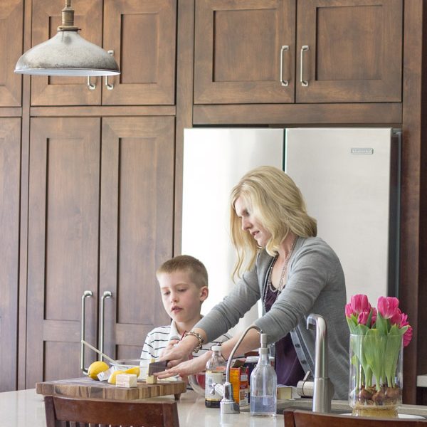The benefits of inviting your kiddos into the kitchen with you