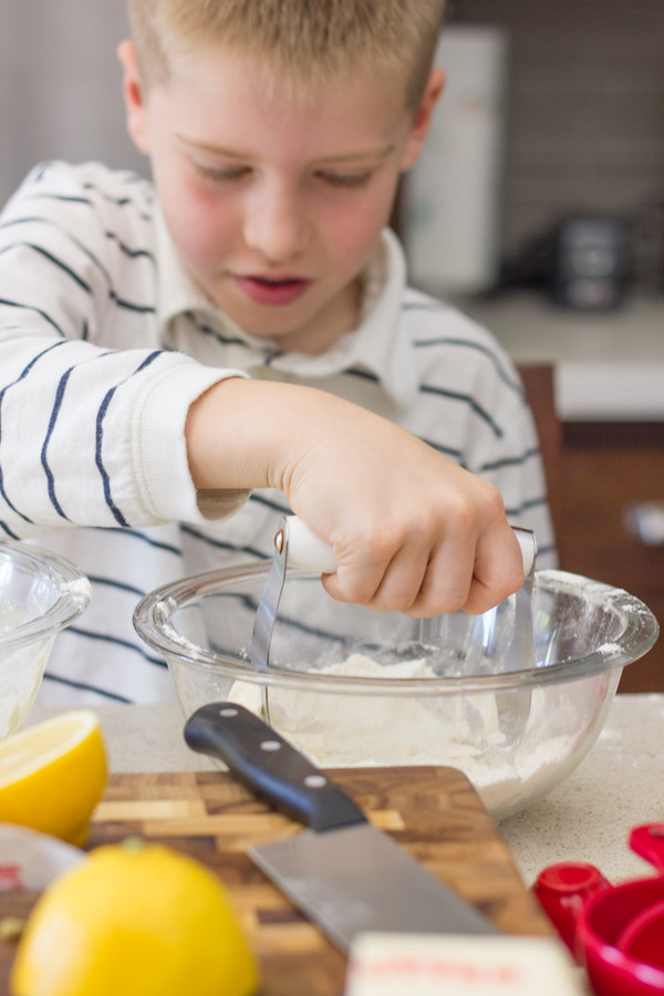 The benefits of inviting your kiddos into the kitchen with you