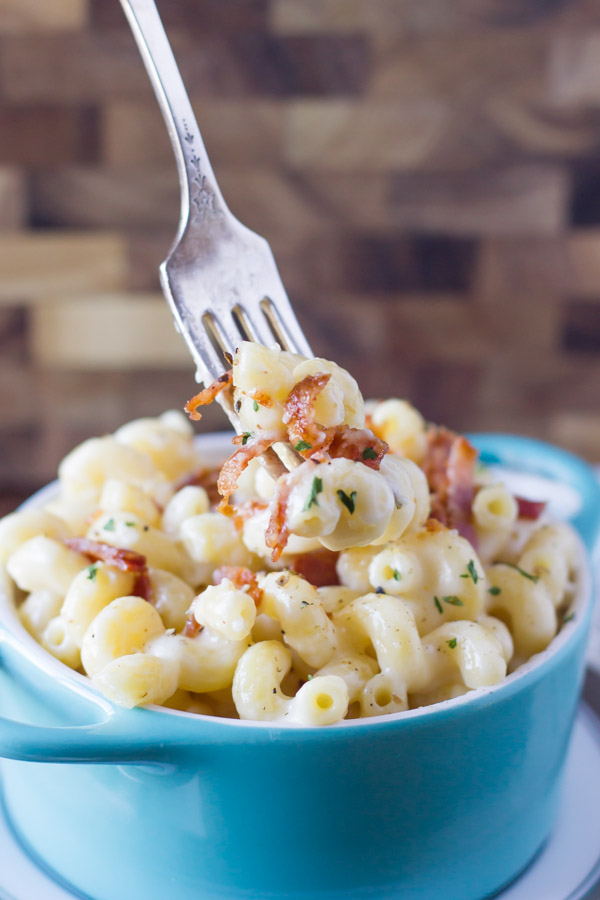Creamy Mac and Cheese With Bacon - the creamiest cheese sauce plus salty bits of bacon make this dish irresistible!