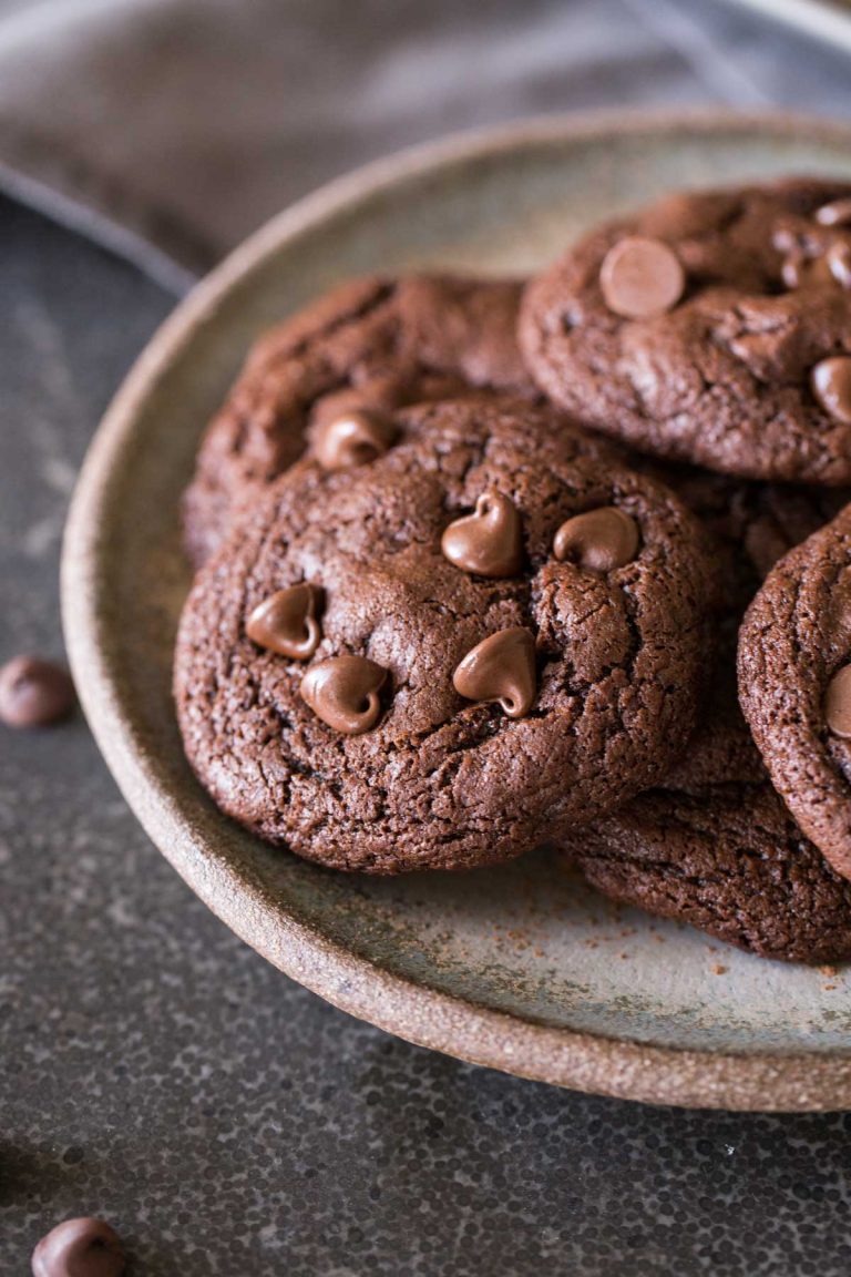 One Bowl Triple Chocolate Brownie Cookies