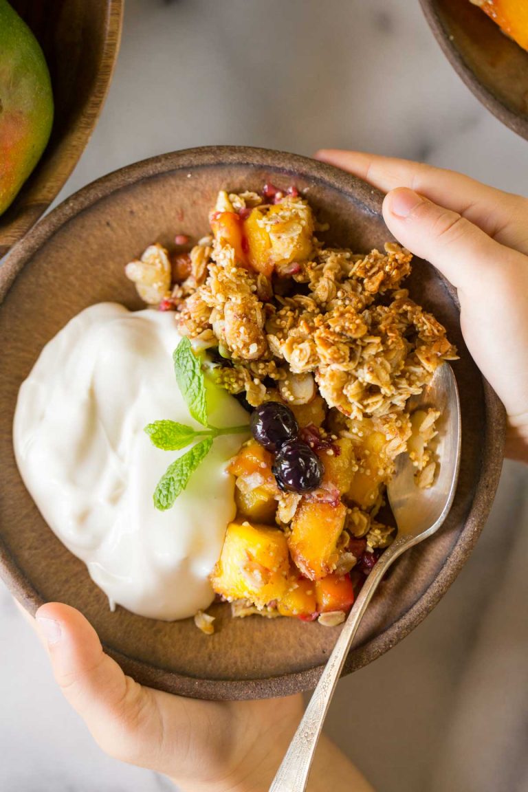 Mango Berry Breakfast Crisp